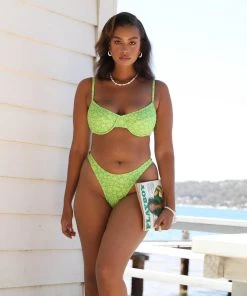 Kulani Kinis Ditzy Underwire Bra Bikini Top - Banana Cabana